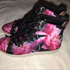 Ted Baker Veil Citrus Bloom Satin Sneakers
